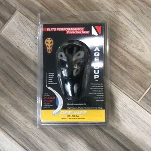 Brand New Pee Wee 30-50lbs. Cage cup